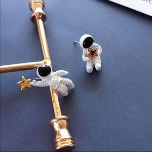 Astronauts Star Fashion Earrings